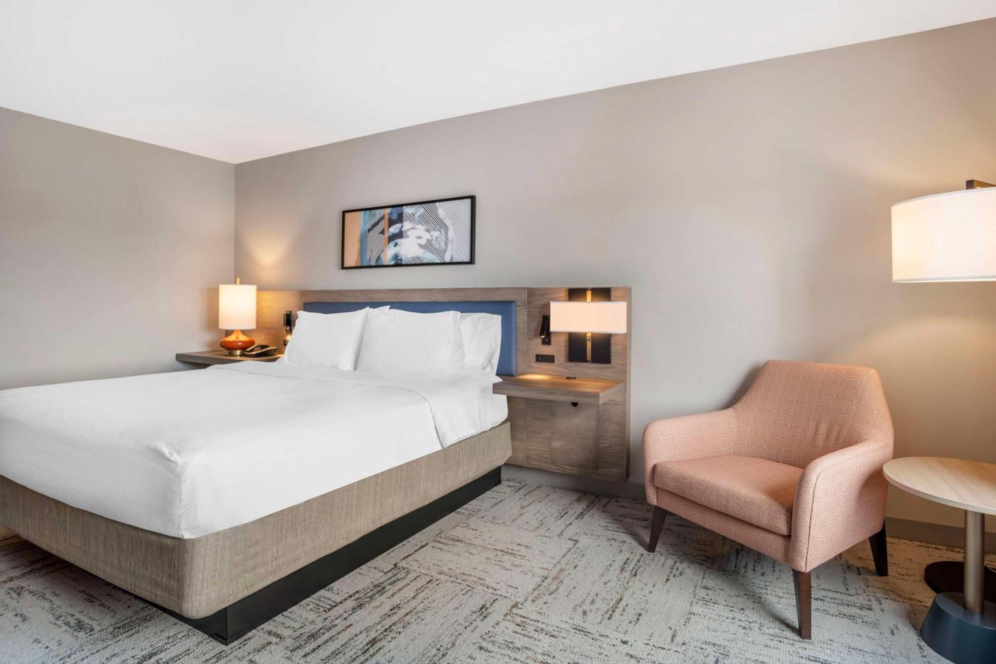 Hilton Garden Inn Charlotte/Concord Exterior photo